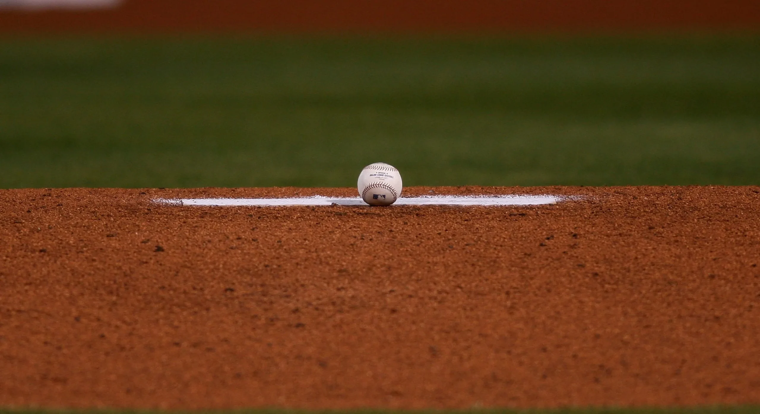 baseball pitcher's plate